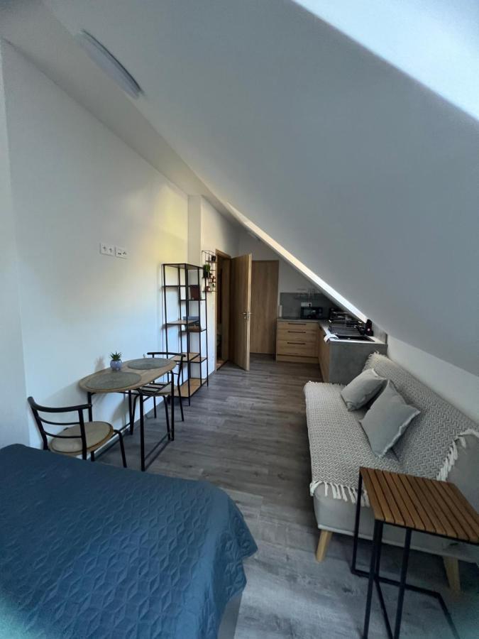 Hobiti Apartman - Frodo Černá v Pošumaví Exterior foto